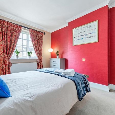 The Mayfair Large Snug Лондон Екстериор снимка