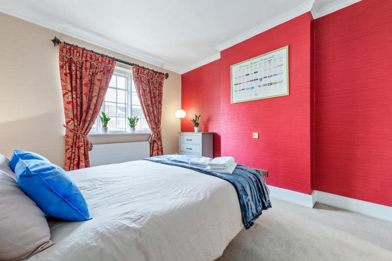 The Mayfair Large Snug Лондон Екстериор снимка