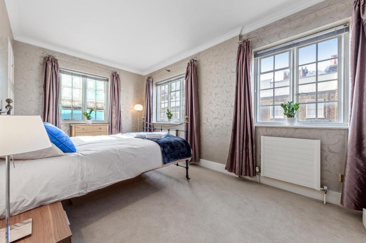 The Mayfair Large Snug Лондон Екстериор снимка
