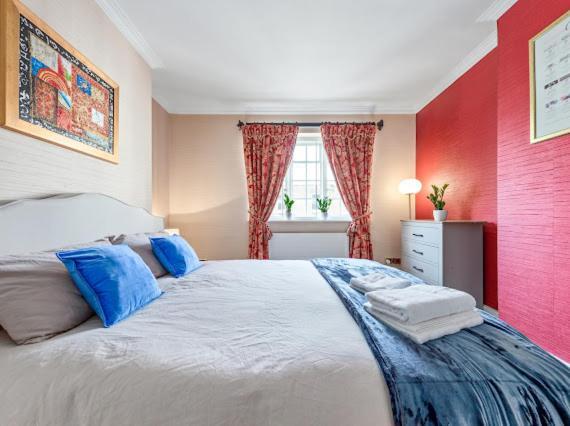 The Mayfair Large Snug Лондон Екстериор снимка